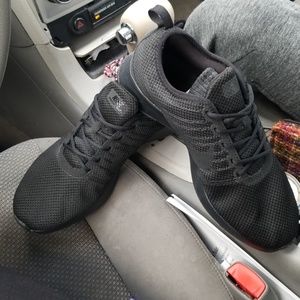 Nike Dualtone Racer all Black *BRAND NEW SHOES*